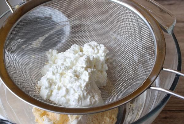 Творог из молока и лимона — рецепт с фото пошагово. Как сделать домашний творог из молока и лимона?